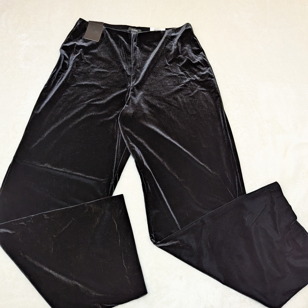 NWT Women's Alfani Black Velvet Pants Size M
